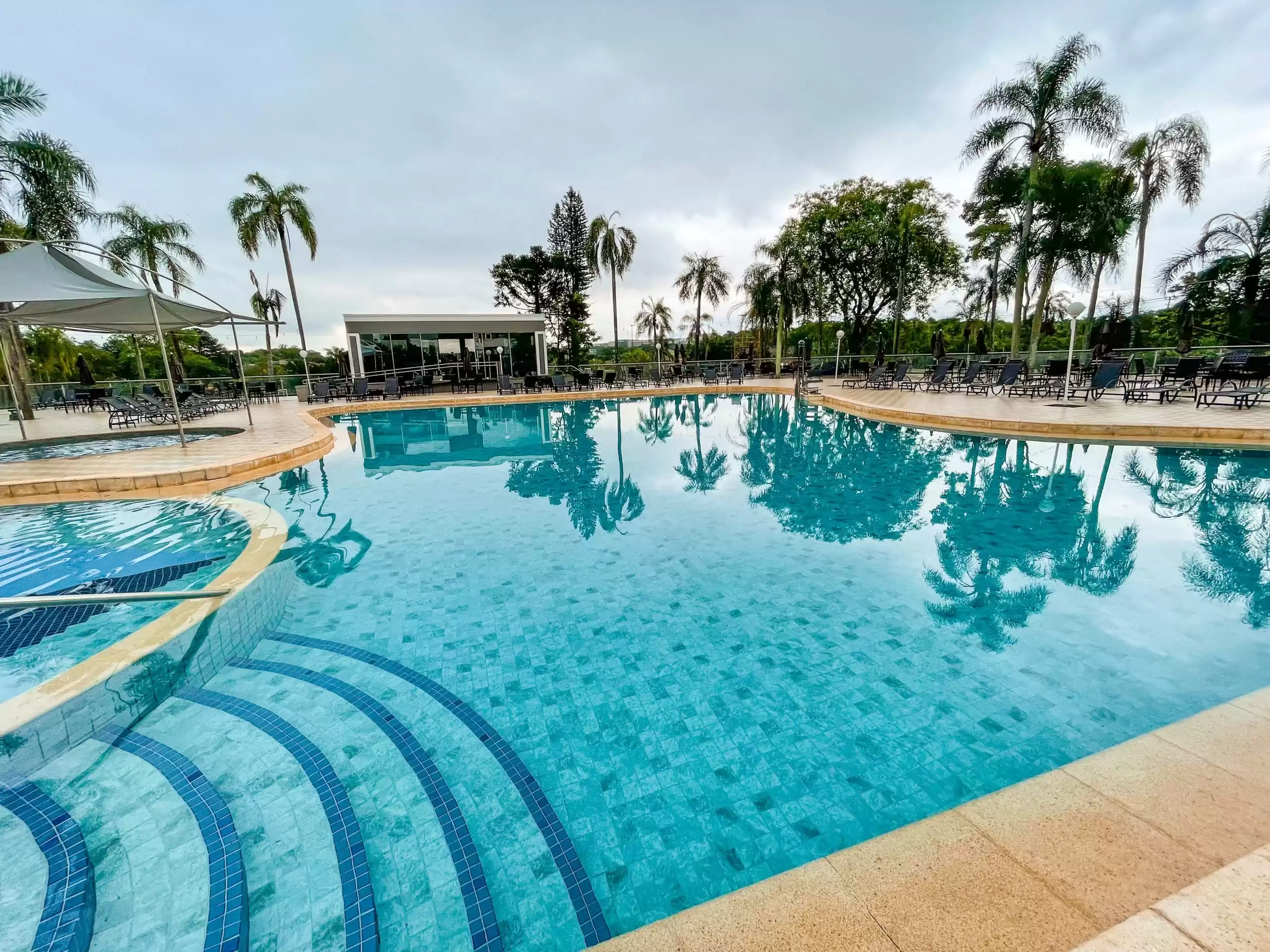 PISCINA 1